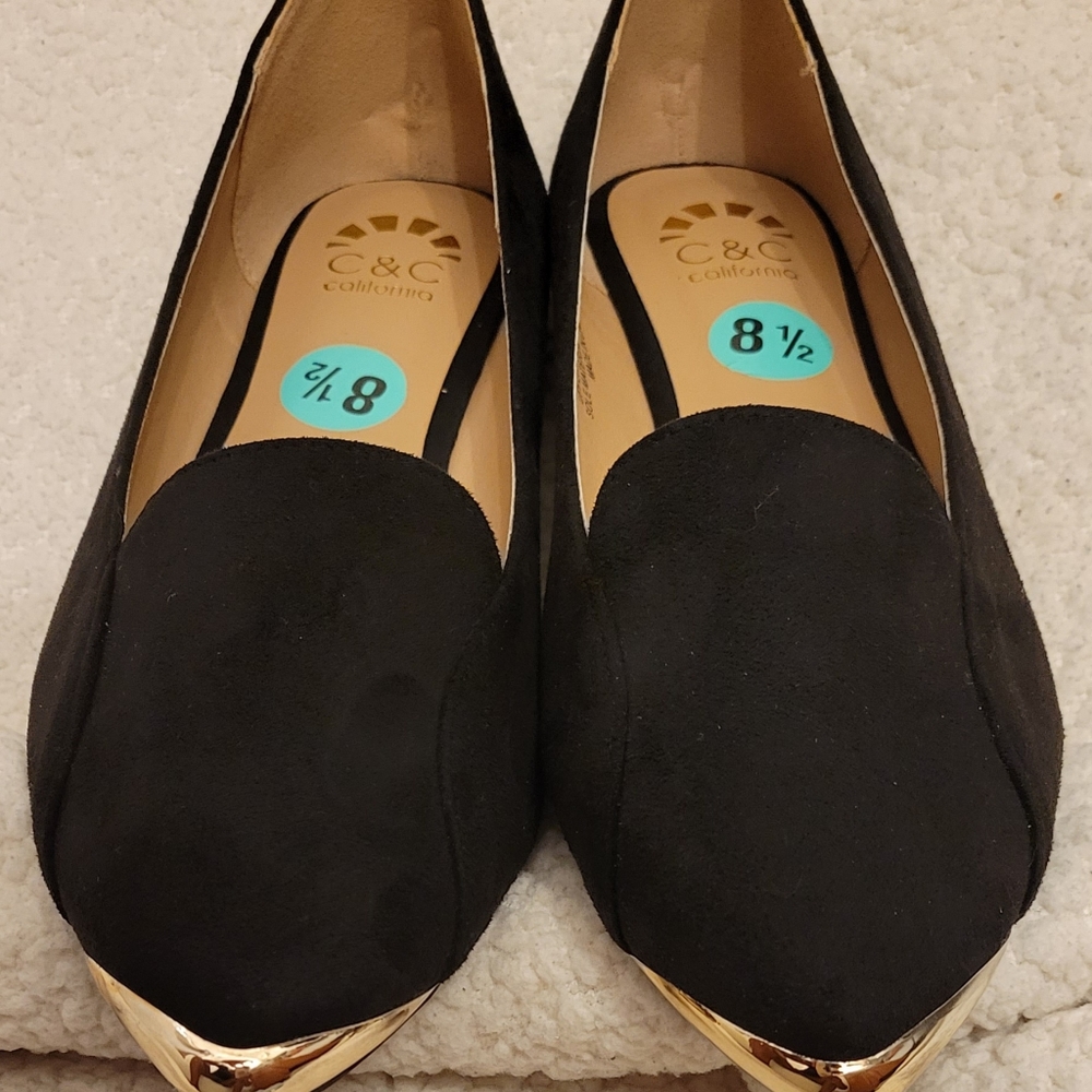 C & C California Brand New outbox black flat shoes size 8.5